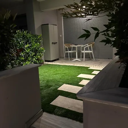 La Scala Daire Nikiti (Sithonia)